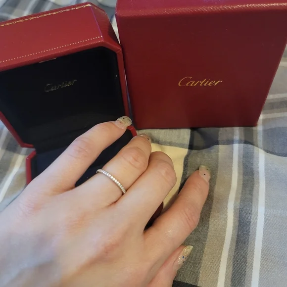 Ring - Picture 3 of 3